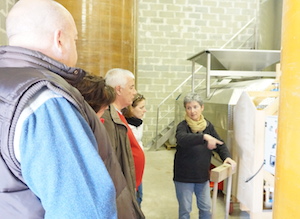 Explaining the vinification Domaine la Cabotte
