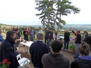 Wine tasting session of the Burgundy white and red wines from the Ctes de Beaune