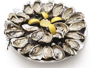 Oysters, deliciously simple as a starter