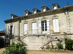 A Wine Discovery Experience Day at Château Coutet in Saint-Emilion, Bordeaux 