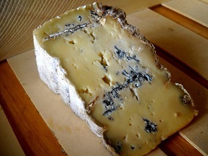 The Sassenage cheese can be used in many hot dishes